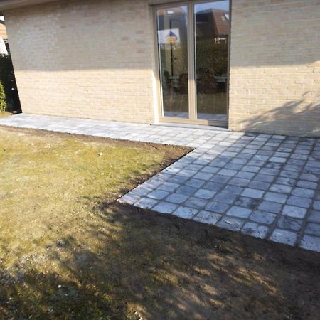 Vakantiehuisje De Panne Vlak Aan Plopsaland En De Zee Kültér fotó
